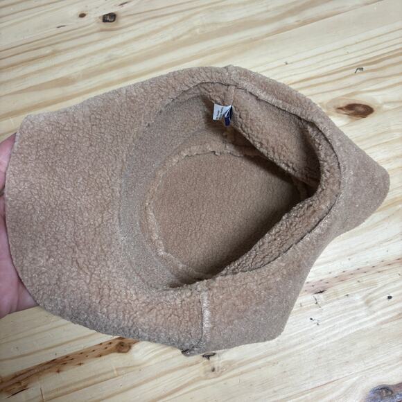 Hat Attack Womens One Size Reversible Faux Shearling Bucket Hat Natural - Picture 4 of 7